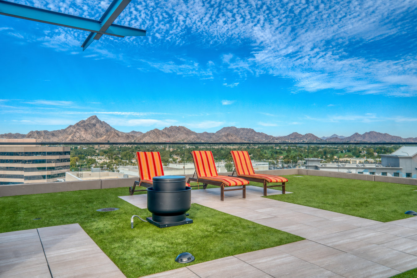 Turf for rooftop gardens in Suisun City, CA